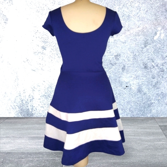 Nautical fit & flare stretchy midi dress - Picture 4 of 4